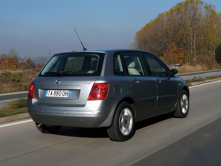  Fiat Stilo 5-Door (192) 2004 года  (фото 32 из 42)